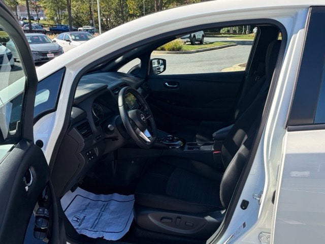2025 Nissan Leaf SV Plus