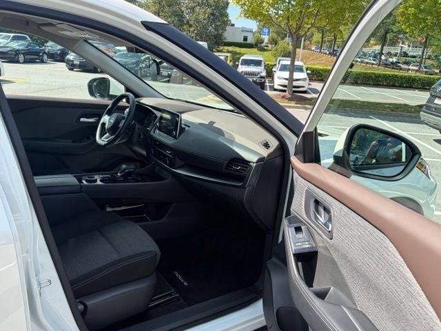 2023 Nissan Rogue SV AWD