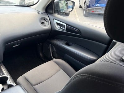 2020 Nissan Pathfinder S 4x4