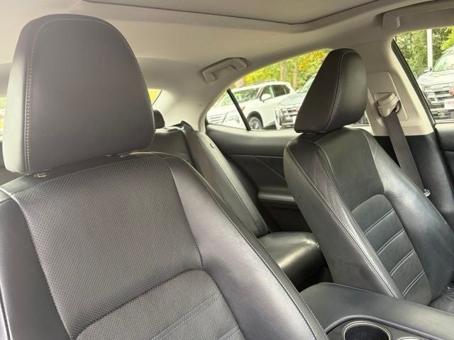 2016 Lexus IS 300 300