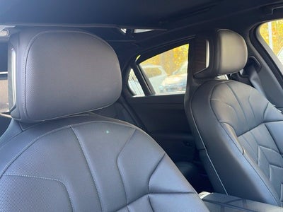 2025 BMW 760i xDrive