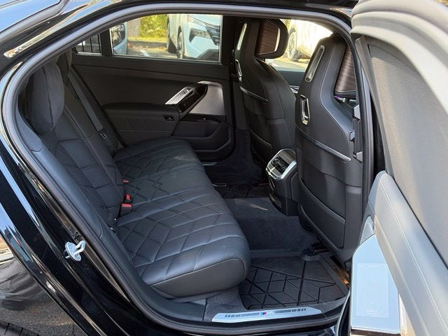 2025 BMW 760i xDrive