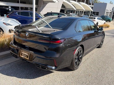 2025 BMW 760i xDrive