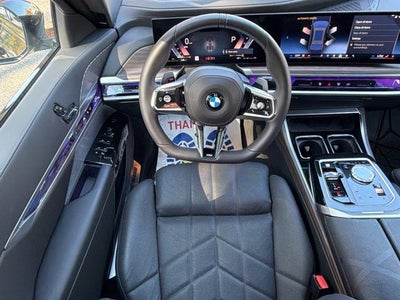 2025 BMW 760i xDrive