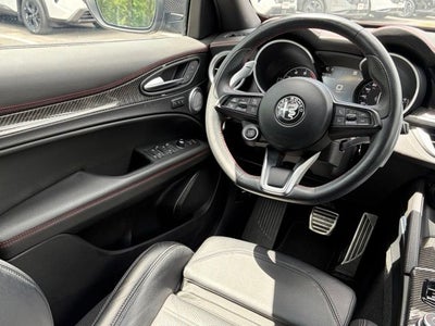 2023 Alfa Romeo Stelvio Estrema AWD