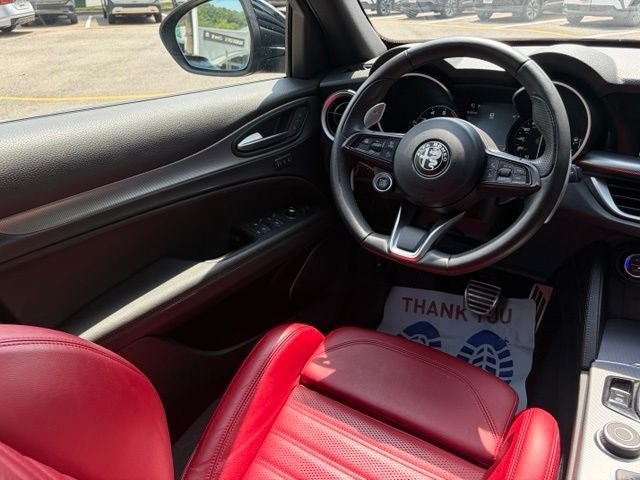 2023 Alfa Romeo Stelvio Veloce AWD