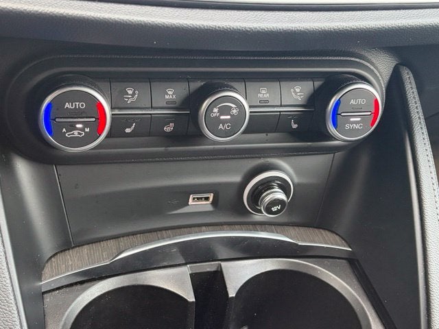 2023 Alfa Romeo Stelvio Ti AWD