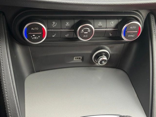2024 Alfa Romeo Stelvio Veloce AWD