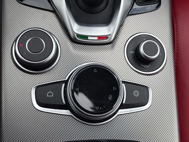 2024 Alfa Romeo Stelvio Veloce AWD