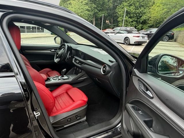 2024 Alfa Romeo Stelvio Veloce AWD