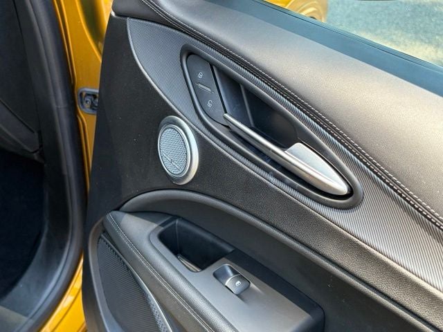 2023 Alfa Romeo Stelvio Veloce AWD