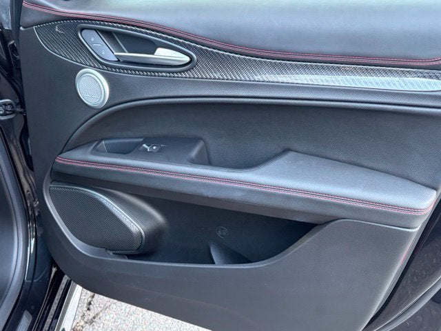 2023 Alfa Romeo Stelvio Estrema AWD